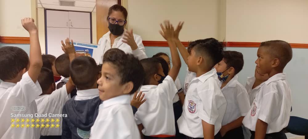 Clínica Palúa realizó Jornada de Despistaje de Caries a estudiantes