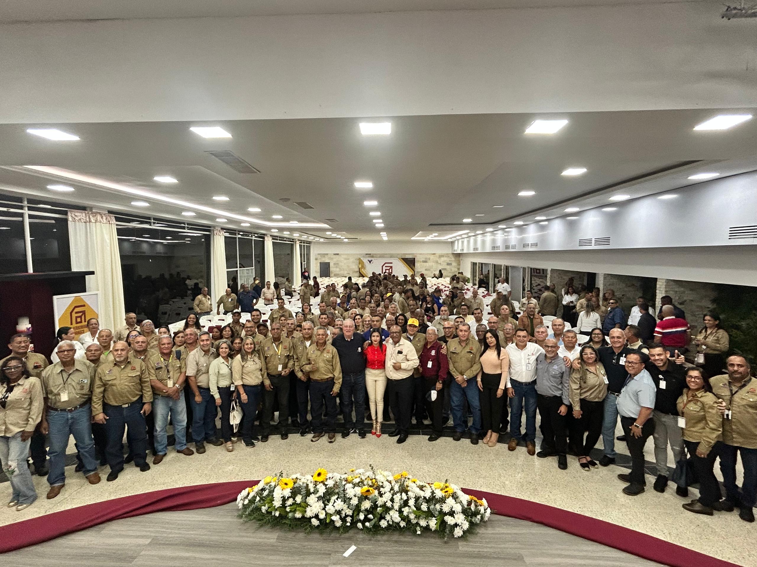 CORAZONES DE HIERRO RECIBIERON BOTONES POR AÑOS DE SERVICIO
