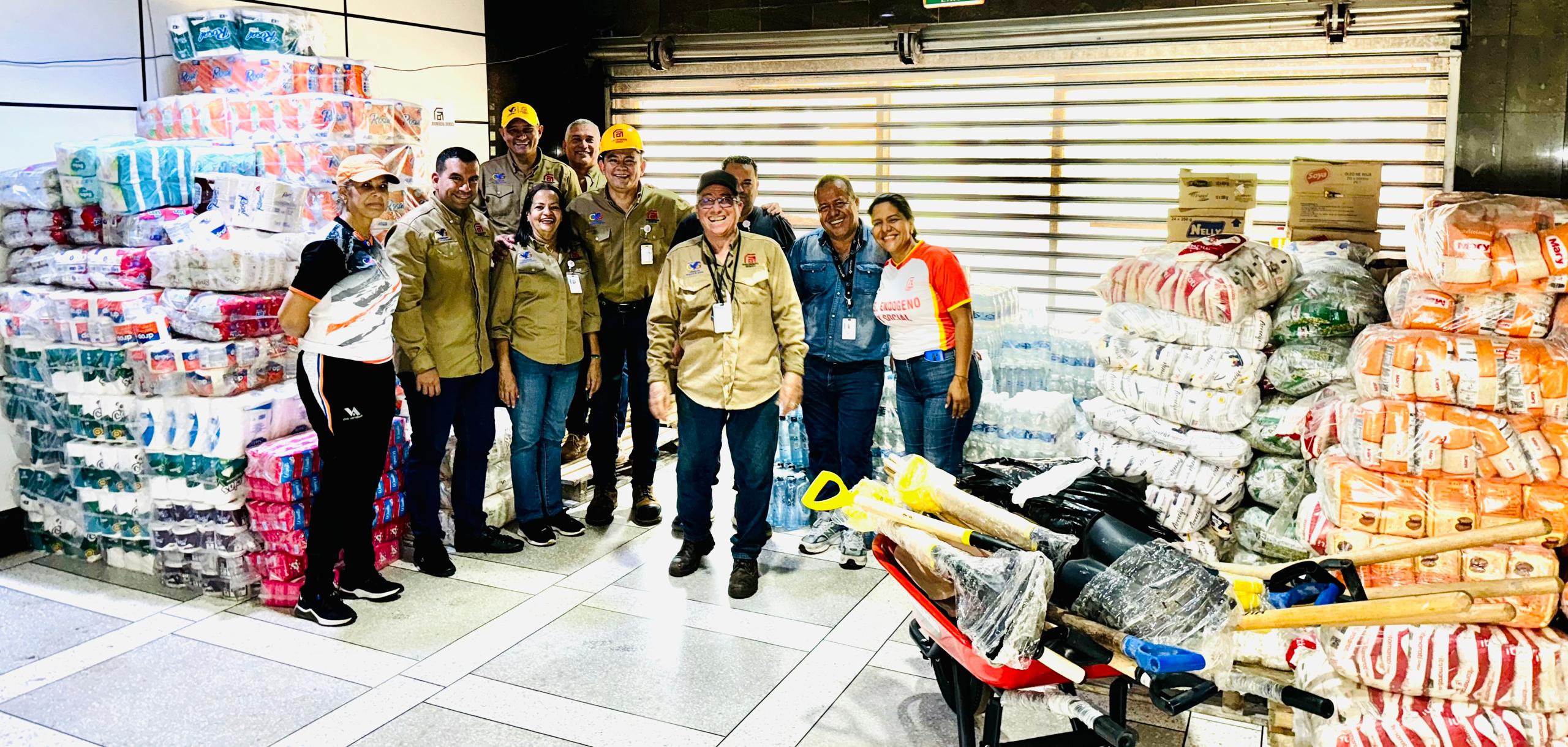 Entregamos toneladas de solidaridad al centro de acopio de CVG