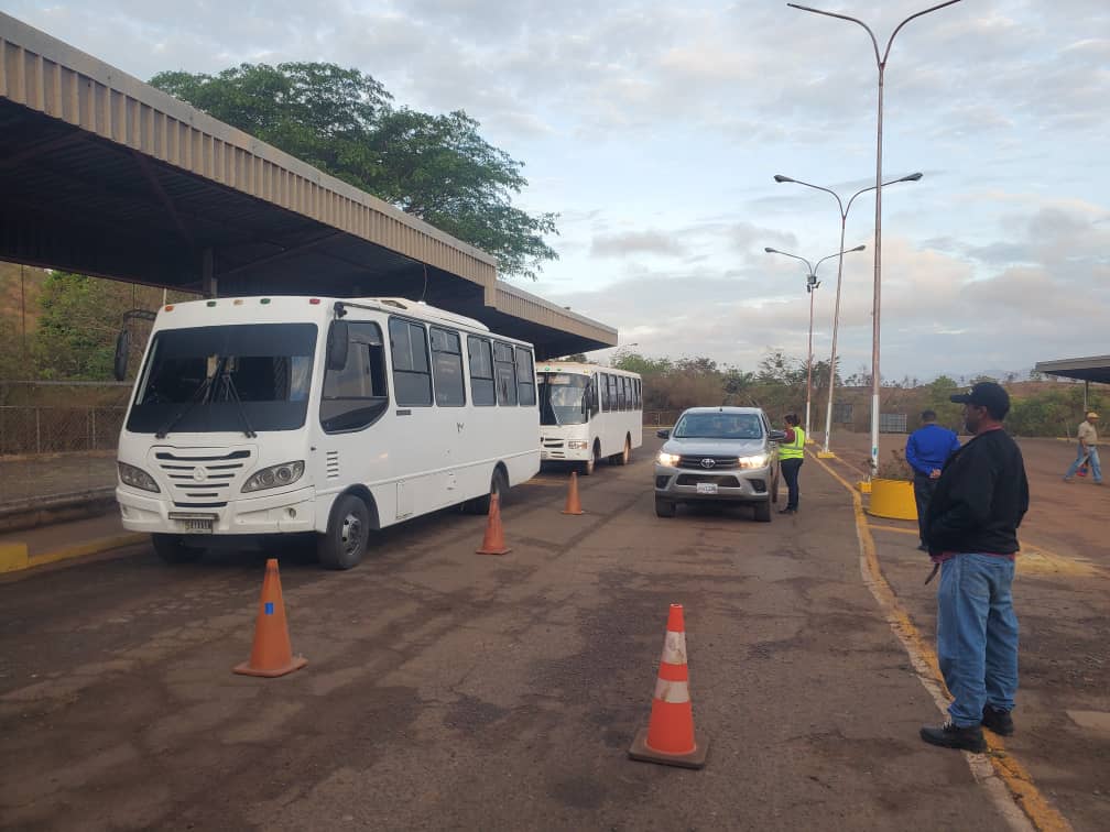 CONTINÚAN LOS OPERATIVOS DE CONTROL Y DE SEGURIDAD VIAL EN CIUDAD PIAR