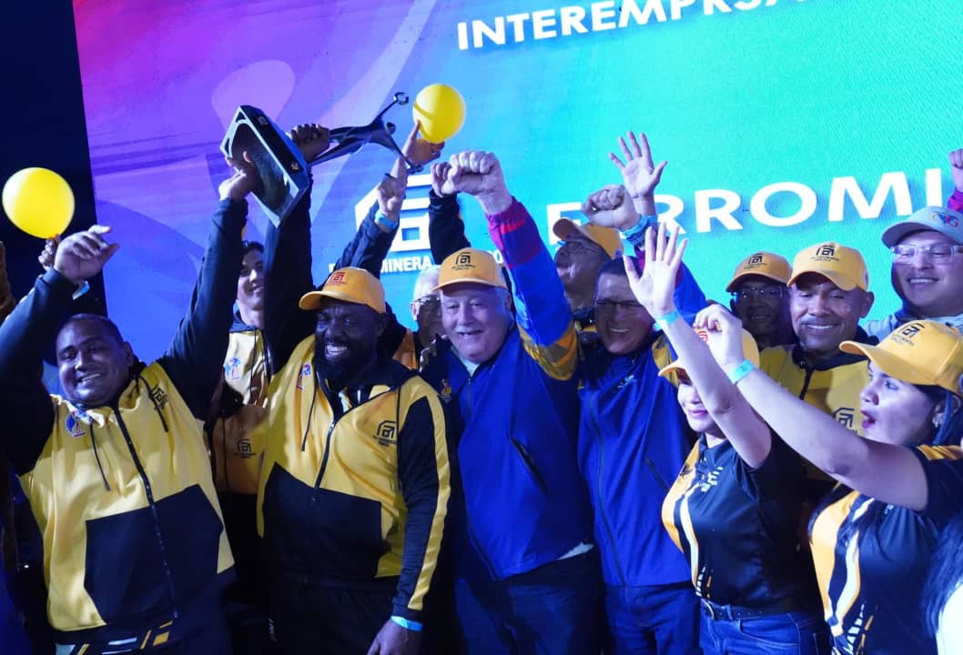 LOCOMOTORA AMARILLA: ¡SOMOS CAMPEONES!