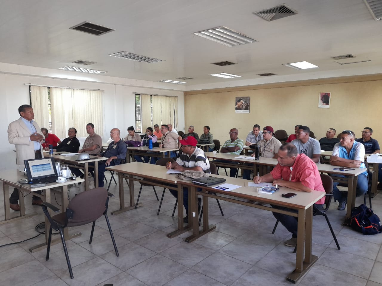 Ferromineros inician formación en el Programa de Gerencia Media 2023