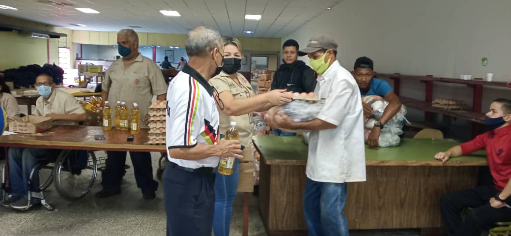 Entrega del beneficio de alimentación al personal jubilado