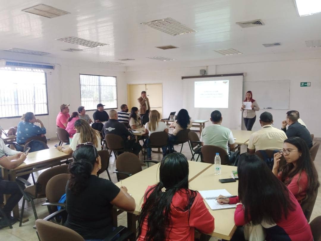 Ferromineros se forman en Estrategias para la Negociación