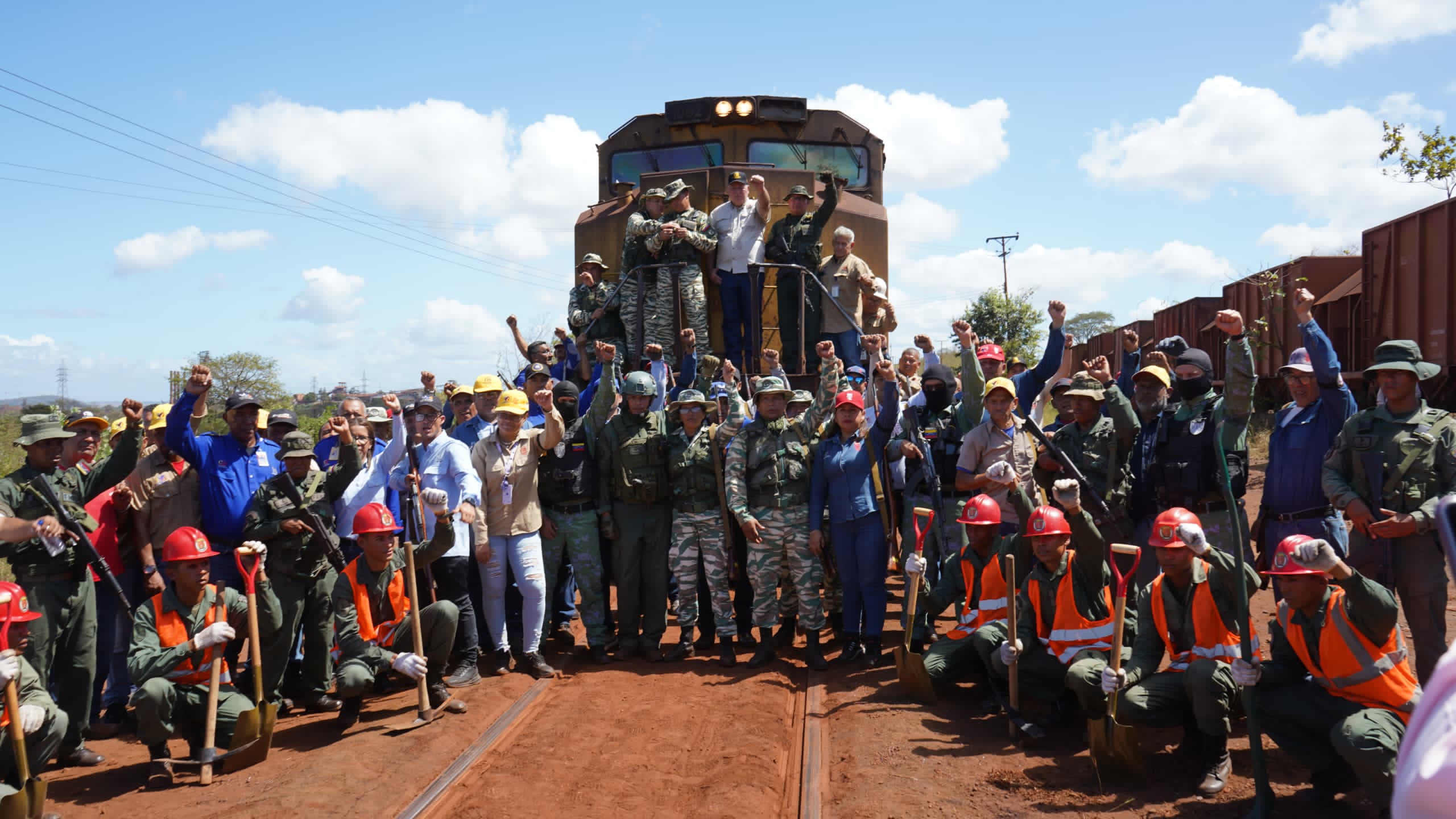 FERROMINERA ORINOCO REALIZA EJERCICIOS BOLIVARIANOS