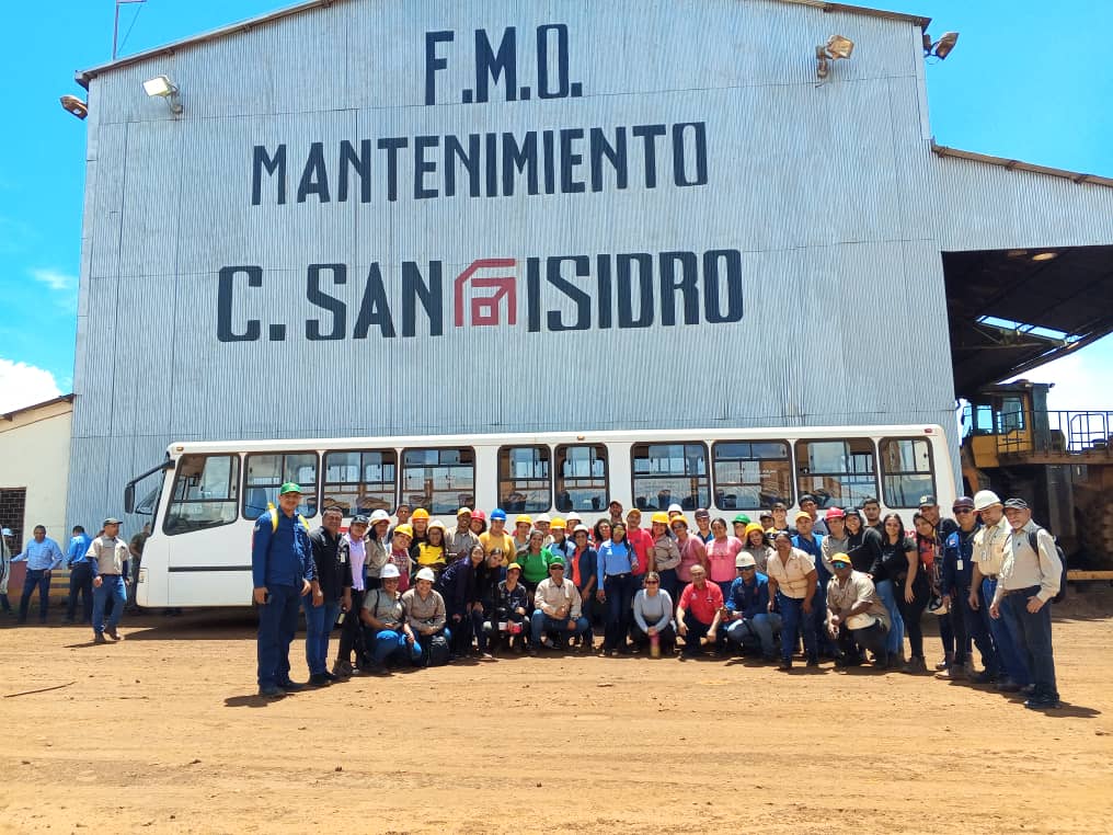 CONTINUA EL APRENDIZAJE DE CAMPO EN DIPLOMADOS PARA LA CLASE TRABAJADORA