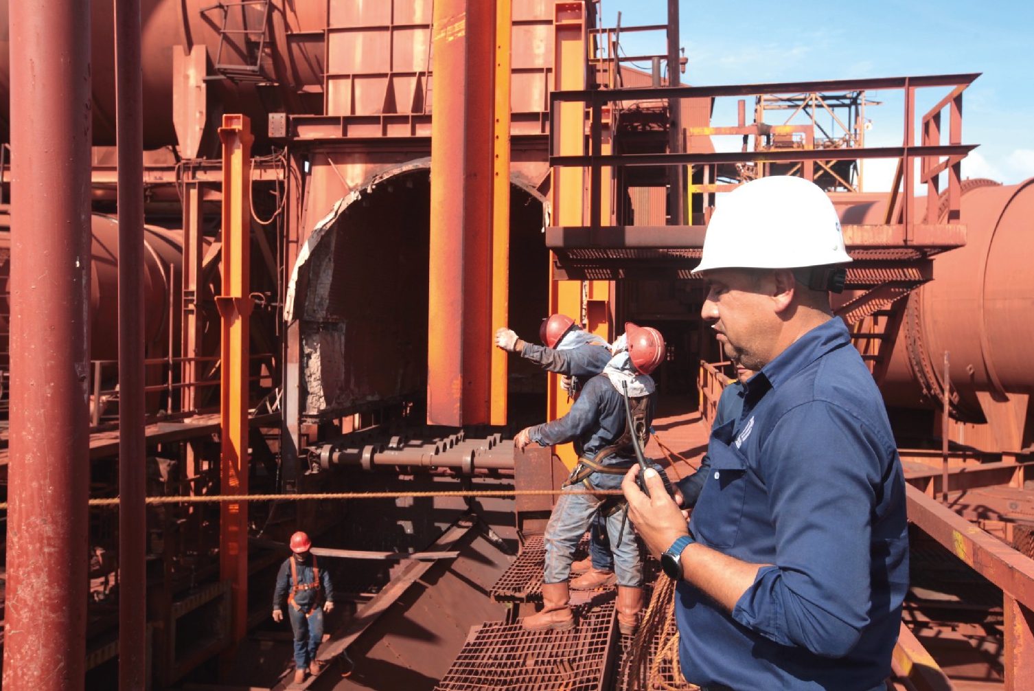 FERROMINERA INICIÓ PLAN DE REHABILITACIÓN DE PLANTA DE PELLAS “HERNÁN QUIVERA”