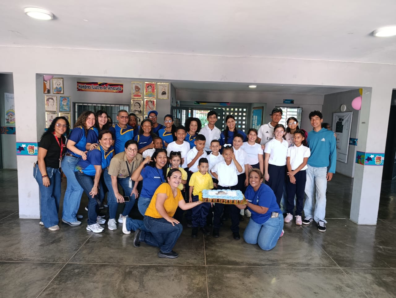 Apoyamos el regreso a clases de los estudiantes de la UEE “Manuel Piar”