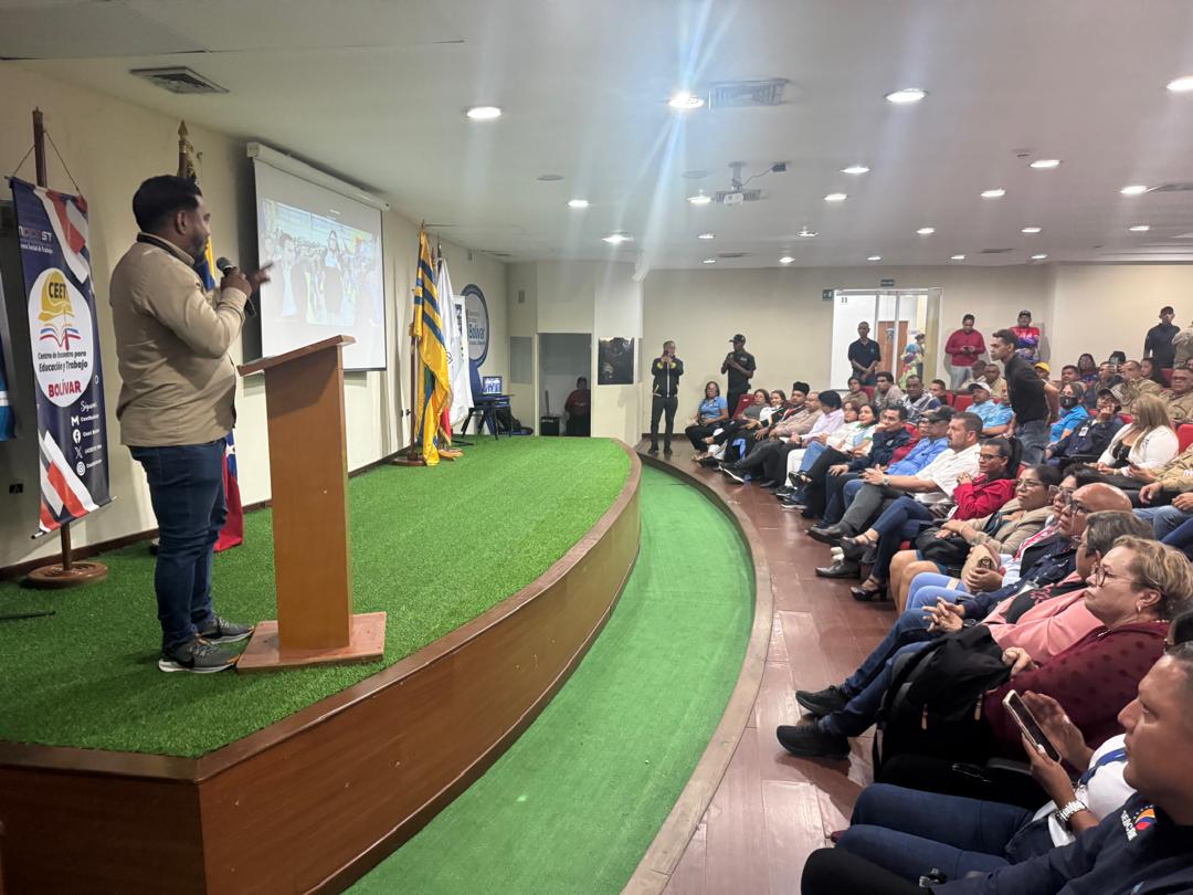 FERROMINEROS SE CERTIFICAN EN DIPLOMADOS PRODUCTIVOS
