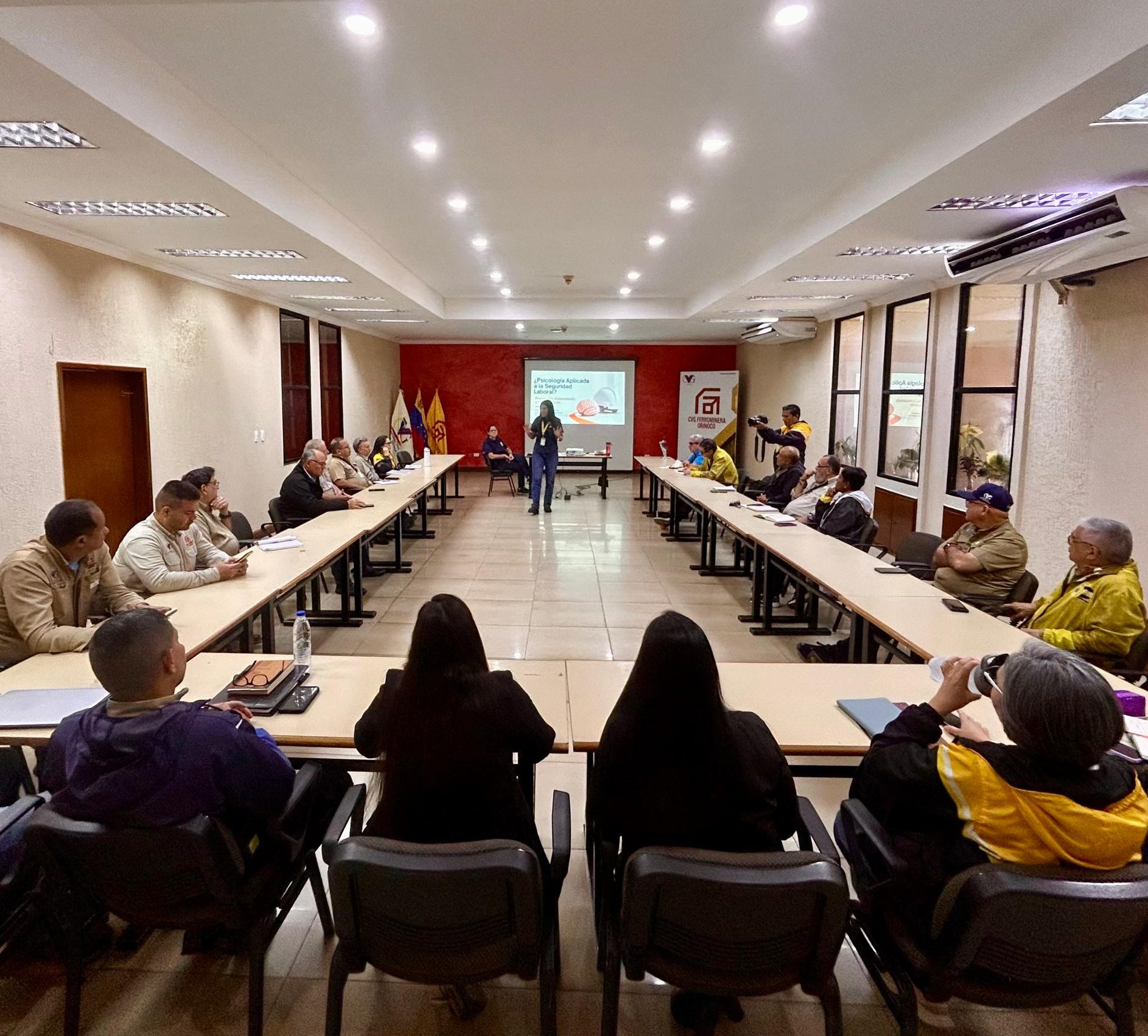 INICIAMOS PROGRAMA DE FORMACIÓN EN SEGURIDAD LABORAL