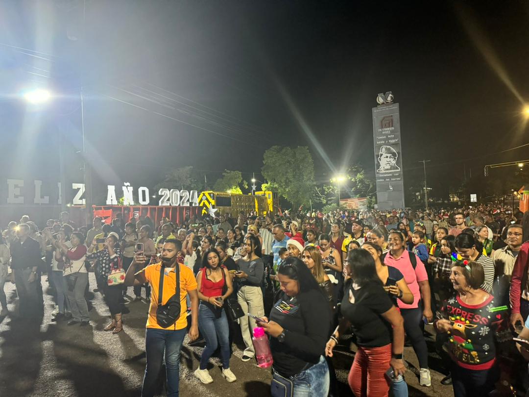 ¡Encendimos la locomotora en Navidad!