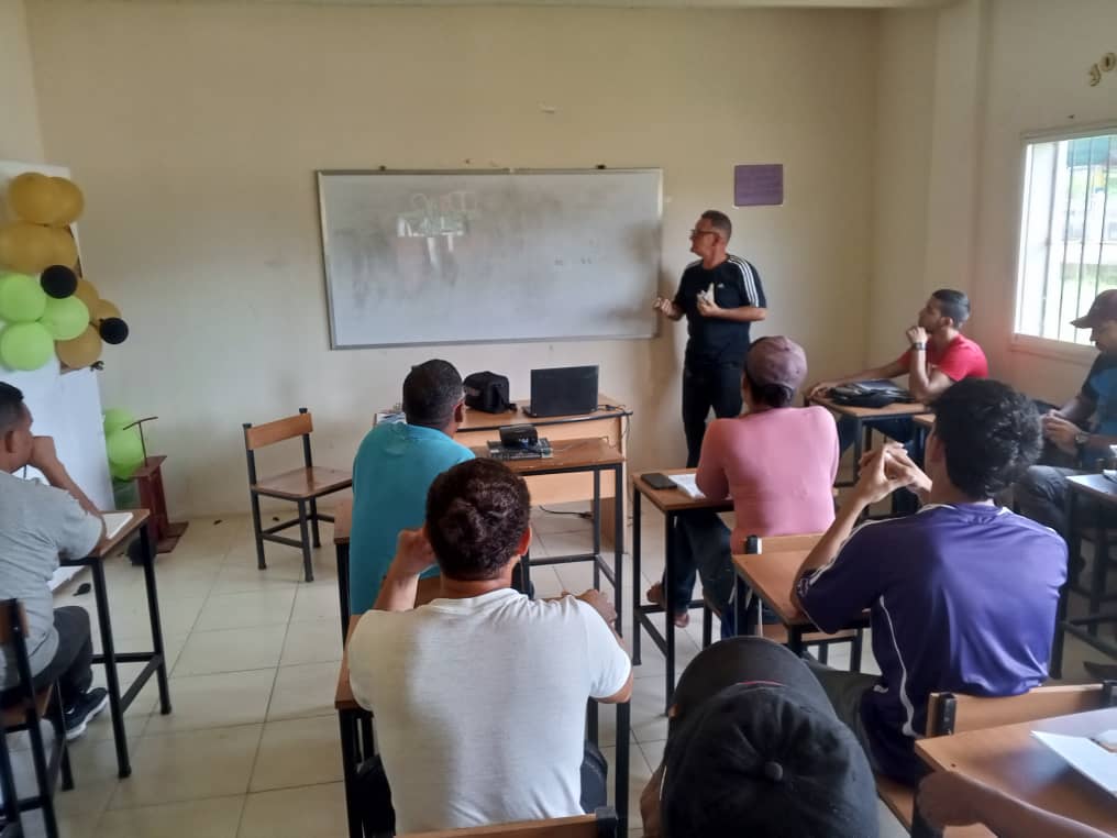 Iniciamos curso de “Manejo de camiones roqueros” en Ciudad Piar
